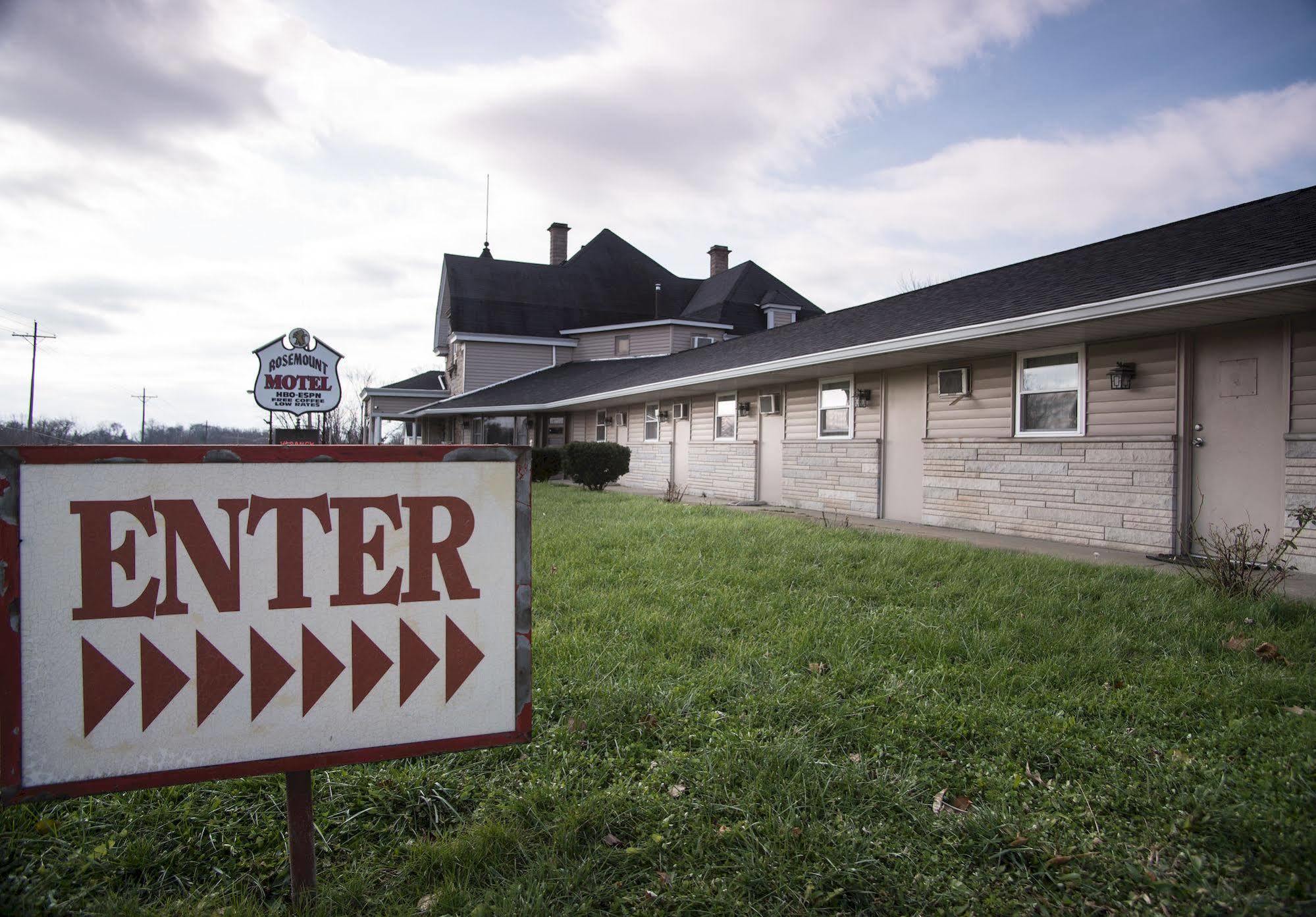 Rosemount Motel Bedford Exterior photo